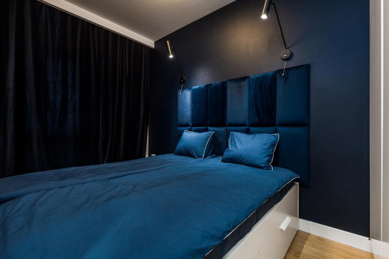 Uroczy Apartament W Centrum Starego Miasta Danzig Exterior foto